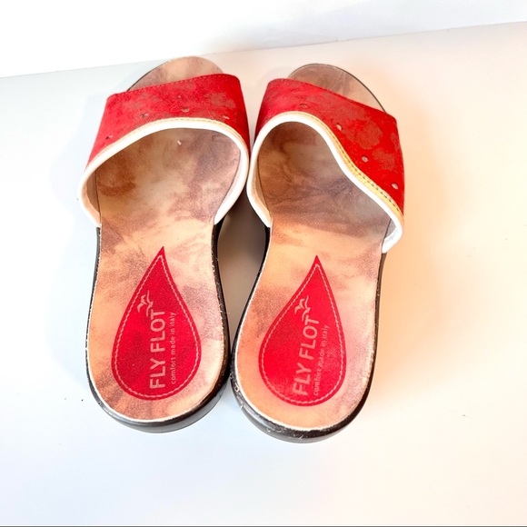 FLY FLOT Red and Gold Metallic Kitten Wedge Sandals—SZ. 38 (6.5 in US) - Picture 6 of 12